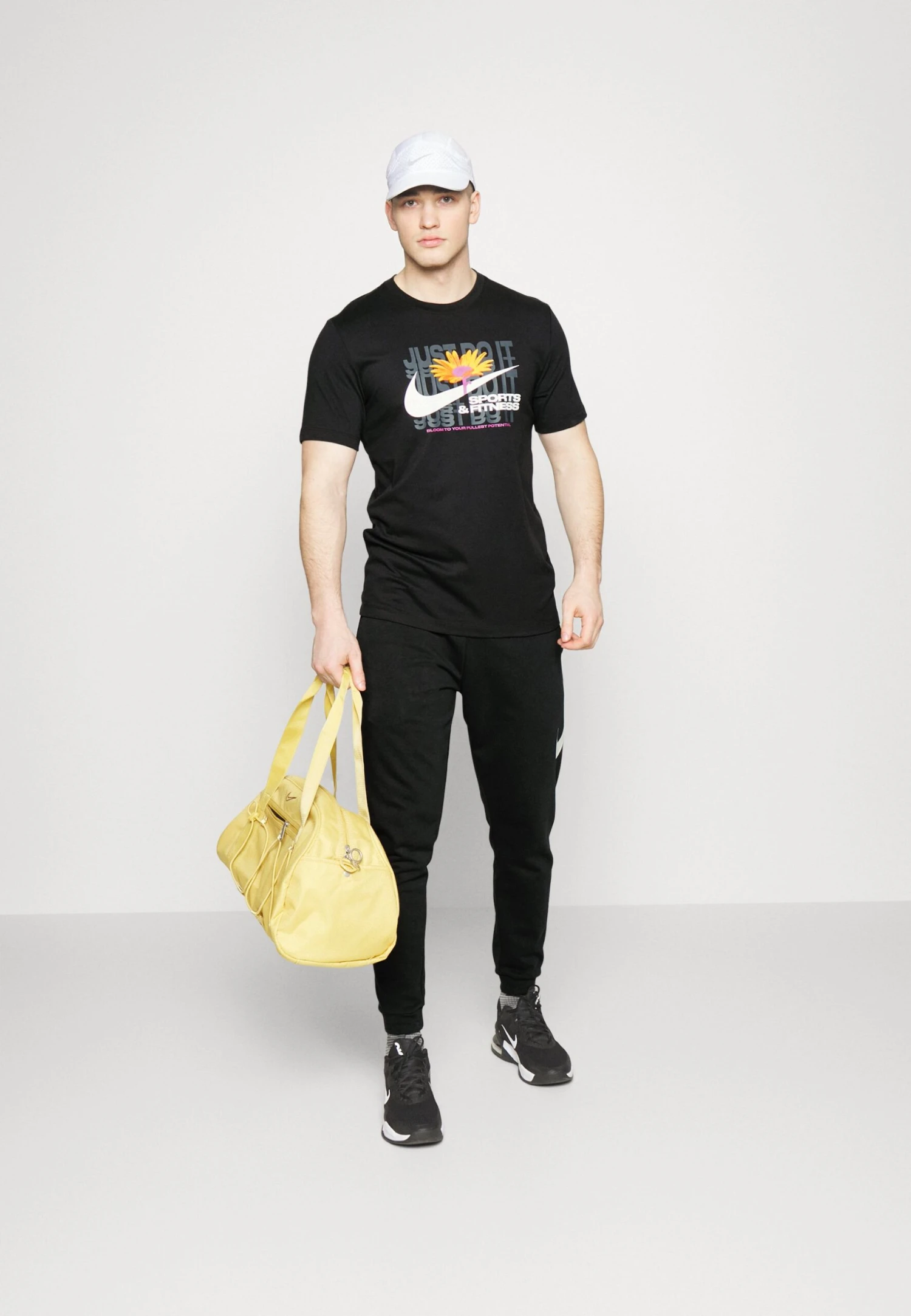 Nike Performance Tee Wild Card - Camiseta Deportiva - Black 2 Nike Performance Tee Wild Card - Camiseta Deportiva - Black - Imagen 2