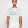 Nike Performance Dry Fit Tee Jdi - Camiseta Deportiva - White 8 Nike Performance Dry Fit Tee Jdi - Camiseta Deportiva - White -ADIDAS PERFORMANCE Ventas 07f2e9210b864fa8b226e238232b787d