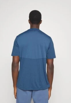 ADIDAS PERFORMANCE Tee - Fitness/Yoga - Legend Ink/Steel -ADIDAS PERFORMANCE Ventas 0fd83f240c4d4e9689a63d4fdfa5e67c