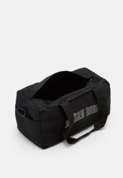 BJØRN BORG Street Sports Bag Unisex - Bolsa De Deporte - Black Beauty -ADIDAS PERFORMANCE Ventas 2f2580fa1d8b4982a48a9d4cb4fc1b88