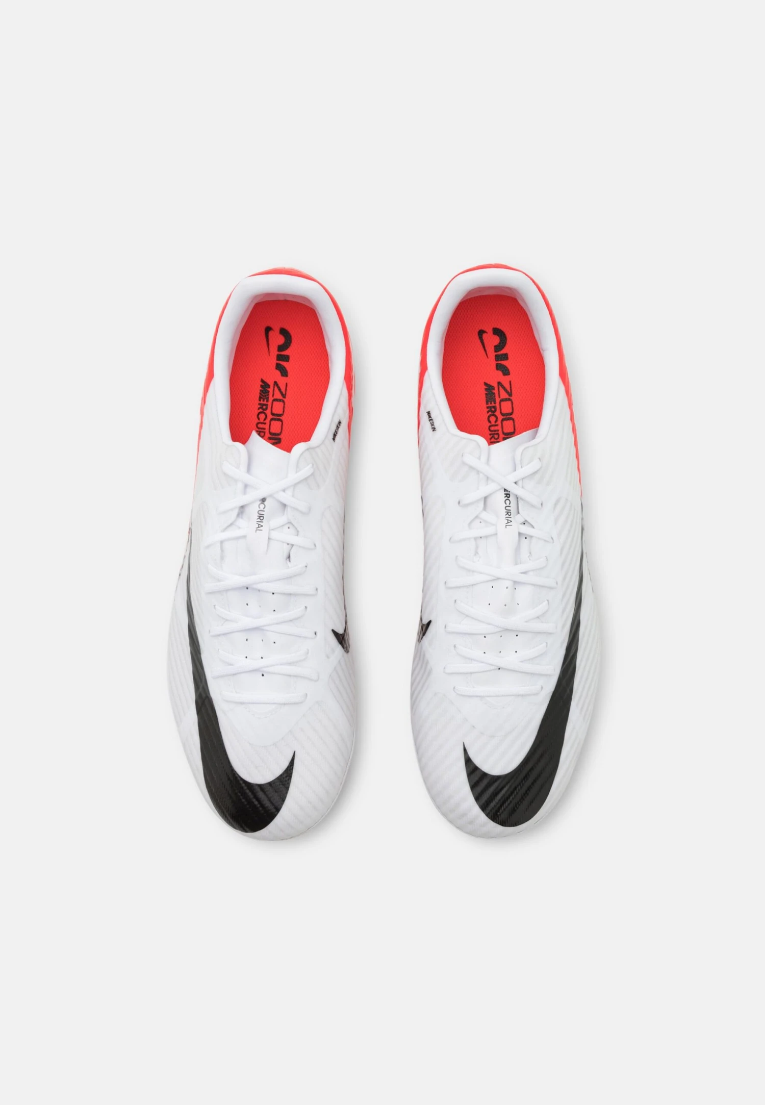 Nike Performance Mercurial Zoom Vapor 15 Academy Ag - Botas De Fútbol Con Tacos - Bright Crimson/White/Black 4 Nike Performance Mercurial Zoom Vapor 15 Academy Ag - Botas De Fútbol Con Tacos - Bright Crimson/White/Black - Imagen 4